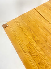 Afbeelding in Gallery-weergave laden, Ilmari Tapiovaara Eettafel Met 4 Stoelen voor Laukaan Pu (Set)
