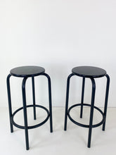 Afbeelding in Gallery-weergave laden, Barstoelen
