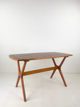 Afbeelding in Gallery-weergave laden, Gerestaureerde Salontafel
