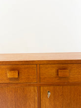 Afbeelding in Gallery-weergave laden, Zweedse Dressoir

