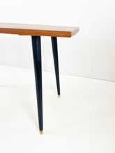 Afbeelding in Gallery-weergave laden, Scandinavische Salontafel
