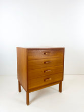 Afbeelding in Gallery-weergave laden, Teak Ladekast
