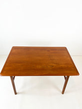 Afbeelding in Gallery-weergave laden, Grote Teak Salontafel
