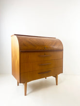 Afbeelding in Gallery-weergave laden, Teak Bureau
